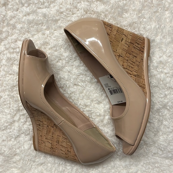 Heels peep toe wedge platform nude heels NWT attention size 10 - Picture 8 of 13